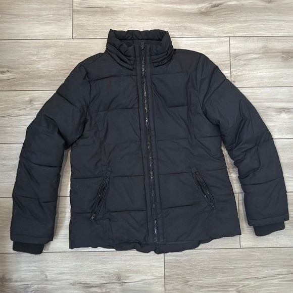 American Eagle Outfitters Jackets & Blazers - American Eagle Outfitters Black Puffer Jacket Womens Medium FullZip Quilted Coat